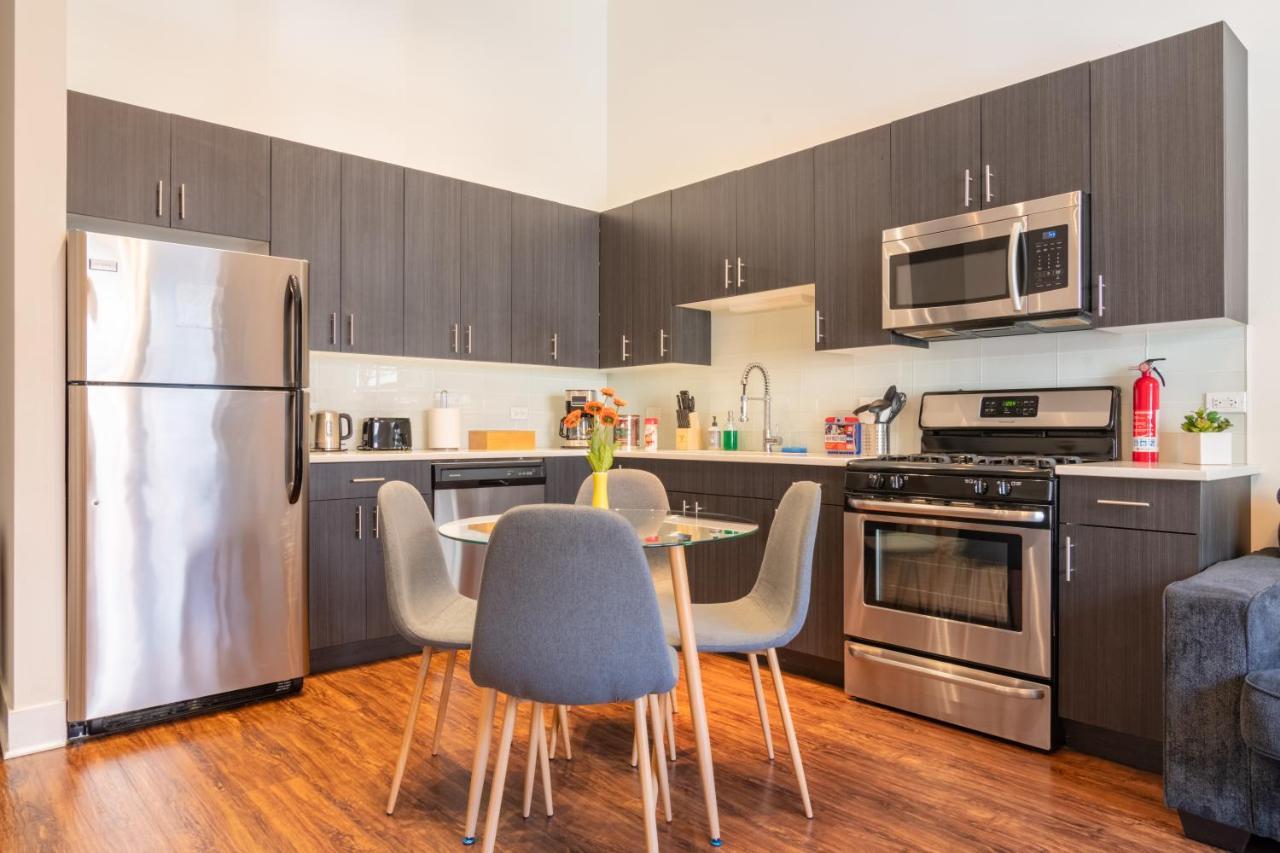 Apartamento Mccormick Place 420 Friendly 3br-2ba In Downtown With Optional Parking For 8 Guests *